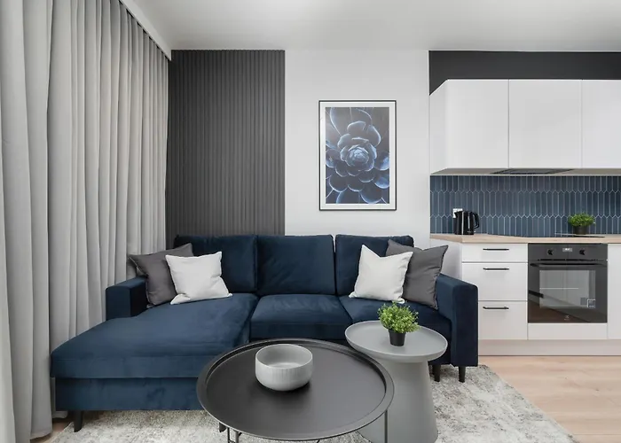 Eleganckie Studio We Wroclawiu Z Parkingiem I Biurkiem Do Pracy Zdalnej By Noclegi Renters