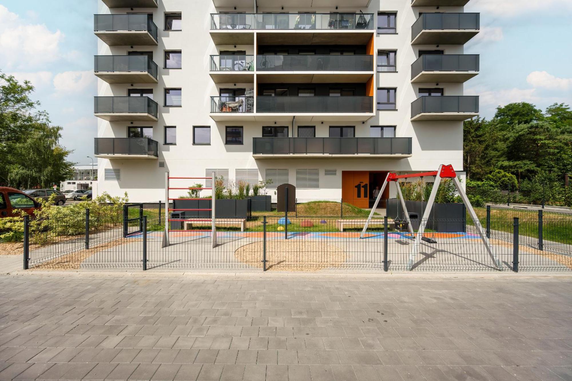 Eleganckie We Wroclawiu Z Parkingiem I Biurkiem Do Pracy Zdalnej By Renters Appartamento